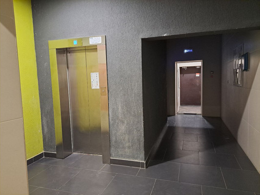 Продам двухкомнатную (2-комн.) квартиру, Южная ул, 27, Новороссийск г