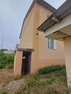 Продам коммерческое помещение 200 м2, Коростенская ул, 22, Молочное с