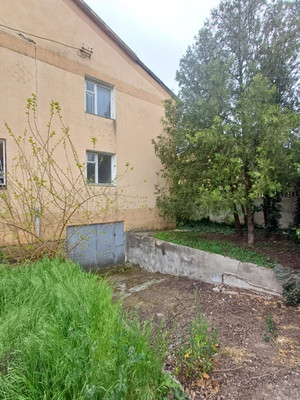 Продам коммерческое помещение 200 м2, Коростенская ул, 22, Молочное с