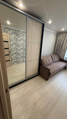 Продам трехкомнатную (3-комн.) квартиру, Лесная ул, 3, Бахчисарай г