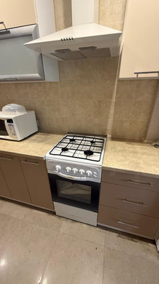 Продам трехкомнатную (3-комн.) квартиру, Лесная ул, 3, Бахчисарай г