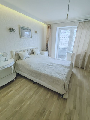 Продам трехкомнатную (3-комн.) квартиру, Бухарестская ул, 23Ак1, Санкт-Петербург г