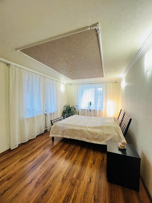 Продам трехкомнатную (3-комн.) квартиру, Свободы ул, 35/75, Сыктывкар г