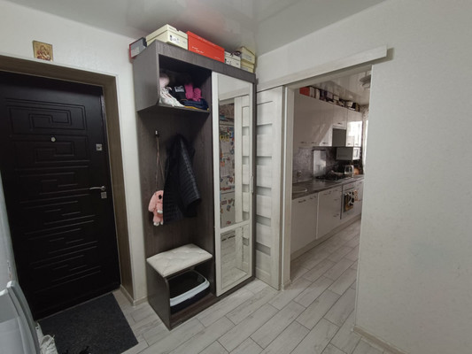 Продам трехкомнатную (3-комн.) квартиру, Полины Осипенко ул, 23, Ишим г