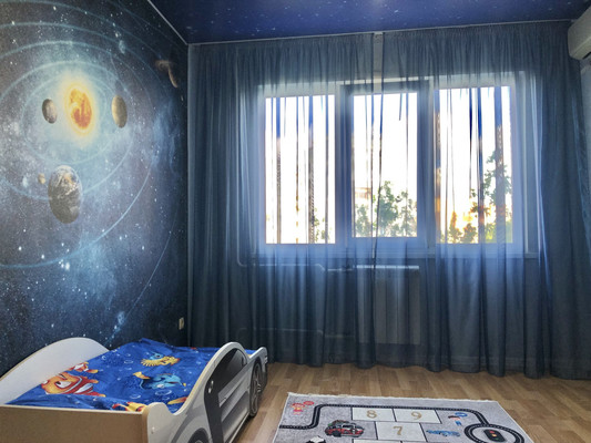 Продам трехкомнатную (3-комн.) квартиру, Карпинского ул, 37, Пенза г