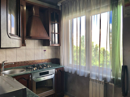 Продам трехкомнатную (3-комн.) квартиру, Карпинского ул, 37, Пенза г