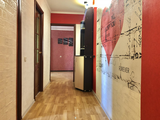 Продам трехкомнатную (3-комн.) квартиру, Карпинского ул, 37, Пенза г