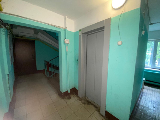Продам трехкомнатную (3-комн.) квартиру, Юбилейная ул, 17, Люберцы г