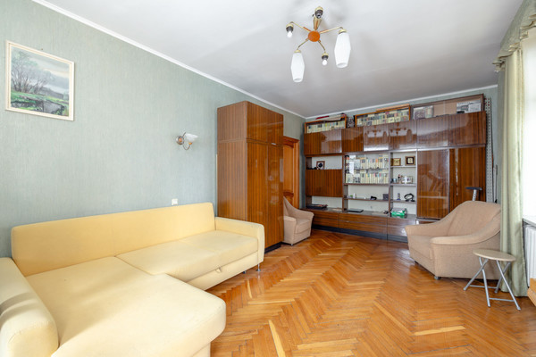Продам многокомнатную квартиру, Ленинский пр-кт, 77к2, Москва г