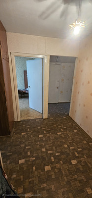Продам трехкомнатную (3-комн.) квартиру, 26, Спартак п