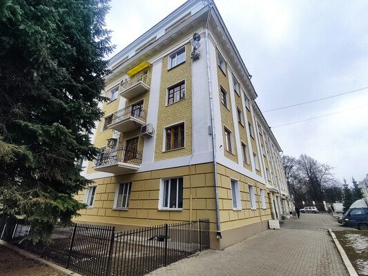 Продам многокомнатную квартиру, Московская ул, 2, Киров г