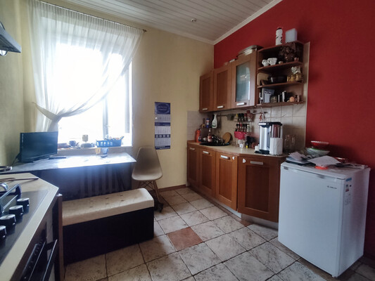 Продам многокомнатную квартиру, Московская ул, 2, Киров г
