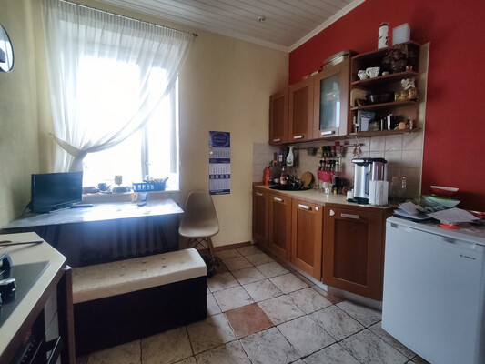 Продам многокомнатную квартиру, Московская ул, 2, Киров г