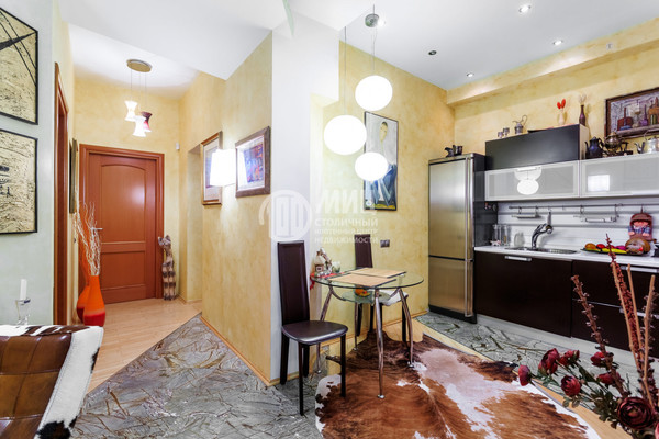 Продам трехкомнатную (3-комн.) квартиру, Садовая-Кудринская ул, 28-30, Москва г