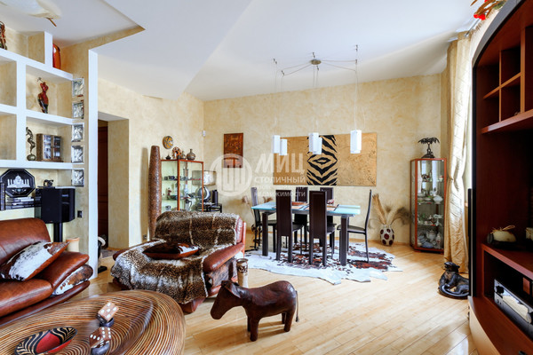 Продам трехкомнатную (3-комн.) квартиру, Садовая-Кудринская ул, 28-30, Москва г