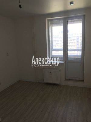 Продам однокомнатную (1-комн.) квартиру, Екатерининская ул, 19, Мурино п