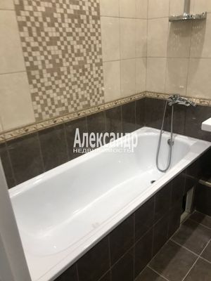Продам однокомнатную (1-комн.) квартиру, Екатерининская ул, 19, Мурино п