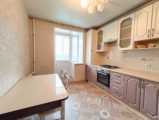 Продам однокомнатную (1-комн.) квартиру, Семчинская ул, 7к1, Рязань г
