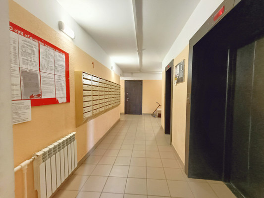 Продам однокомнатную (1-комн.) квартиру, Семчинская ул, 7к1, Рязань г