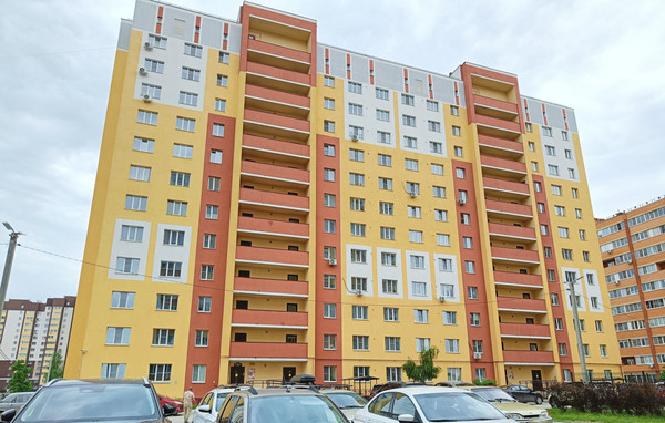 Продам однокомнатную (1-комн.) квартиру, Семчинская ул, 7к1, Рязань г