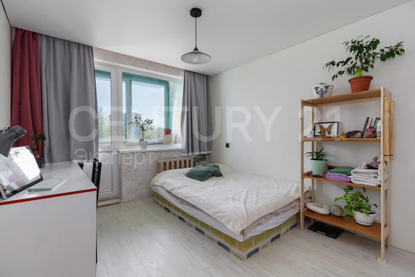 Продам однокомнатную (1-комн.) квартиру, Багратиона ул, 5 , Калининград г