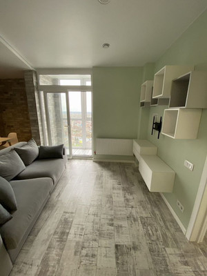 Продам трехкомнатную (3-комн.) квартиру, Таганрогская ул, 132/1, Ростов-на-Дону г