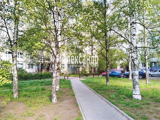 Продам двухкомнатную (2-комн.) квартиру, Энгельса пр-кт, 153/1, Санкт-Петербург г