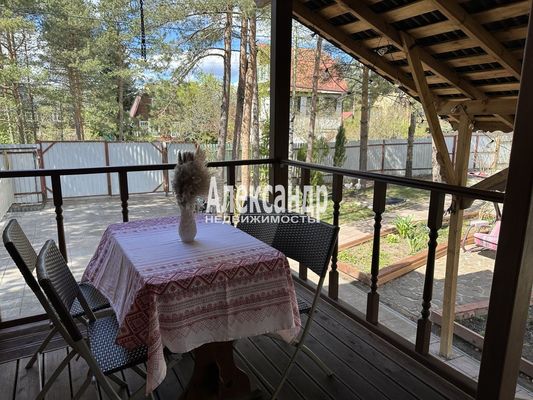 Продам коттедж в поселке Дружное-3, Центральная (Дружное-3 тер. СНТ) ул, Лехтуси массив, 28 км от города