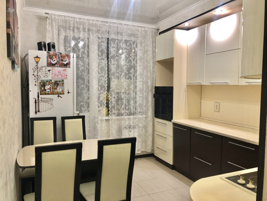 Продам двухкомнатную (2-комн.) квартиру, Ладожская ул, 144, Пенза г