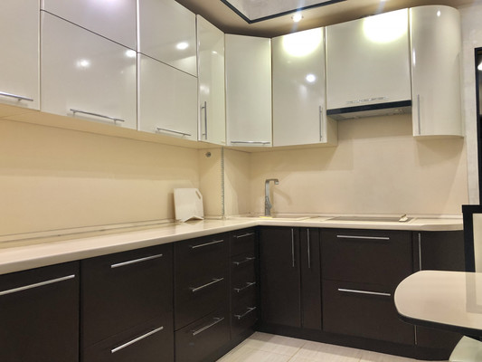 Продам двухкомнатную (2-комн.) квартиру, Ладожская ул, 144, Пенза г