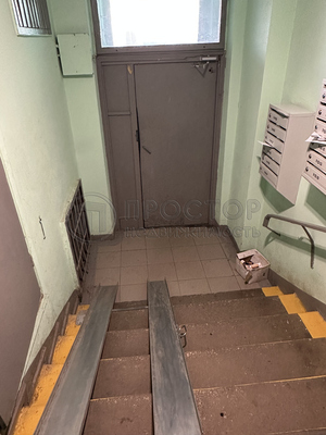 Продам двухкомнатную (2-комн.) квартиру, Новосибирская ул, 8, Москва г