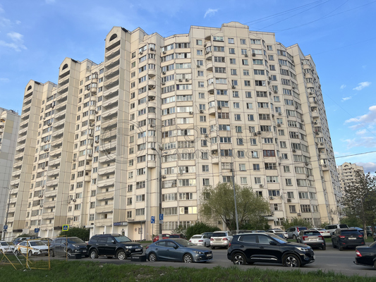 Продам двухкомнатную (2-комн.) квартиру, Гурьянова ул, 2к4, Москва г