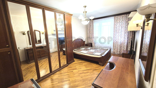 Продам трехкомнатную (3-комн.) квартиру, Кедрова ул, 22, Москва г