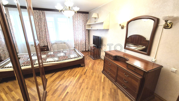 Продам трехкомнатную (3-комн.) квартиру, Кедрова ул, 22, Москва г