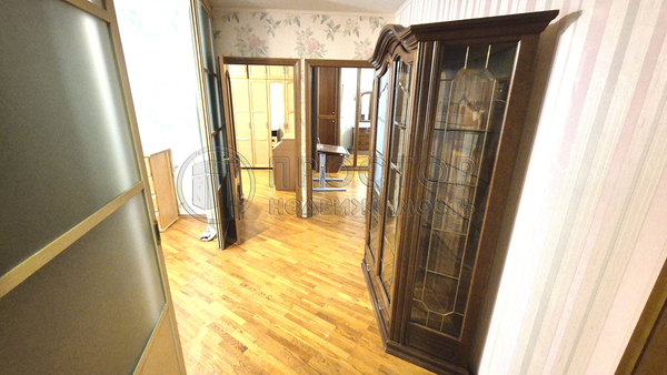 Продам трехкомнатную (3-комн.) квартиру, Кедрова ул, 22, Москва г