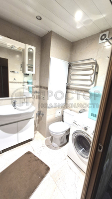 Продам трехкомнатную (3-комн.) квартиру, Кедрова ул, 22, Москва г
