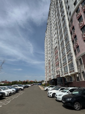Продам однокомнатную (1-комн.) квартиру, Черниговская ул, 1, Краснодар г