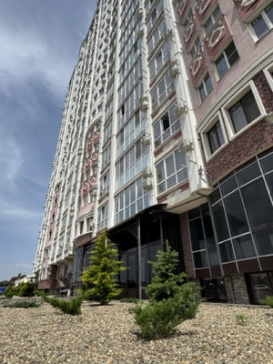 Продам однокомнатную (1-комн.) квартиру, Черниговская ул, 1, Краснодар г