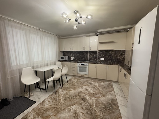 Продам двухкомнатную (2-комн.) квартиру, Ставропольская ул, 226/1, Краснодар г