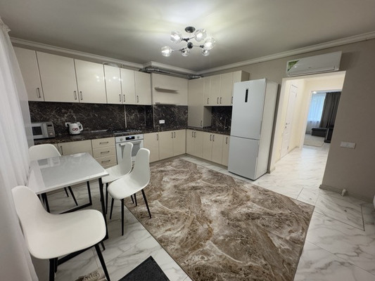 Продам двухкомнатную (2-комн.) квартиру, Ставропольская ул, 226/1, Краснодар г