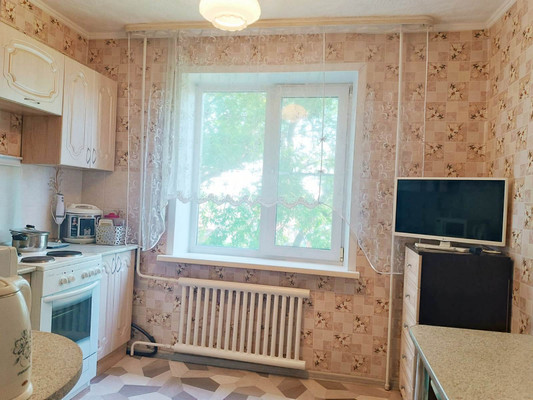 Продам двухкомнатную (2-комн.) квартиру, Северо-Западная ул, 62, Барнаул г