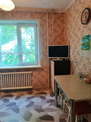 Продам двухкомнатную (2-комн.) квартиру, Северо-Западная ул, 62, Барнаул г