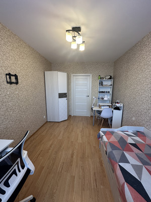Продам трехкомнатную (3-комн.) квартиру, Полковая ул, 3к1, Куттузи д