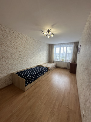 Продам трехкомнатную (3-комн.) квартиру, Полковая ул, 3к1, Куттузи д