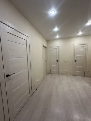 Продам трехкомнатную (3-комн.) квартиру, Полковая ул, 3к1, Куттузи д