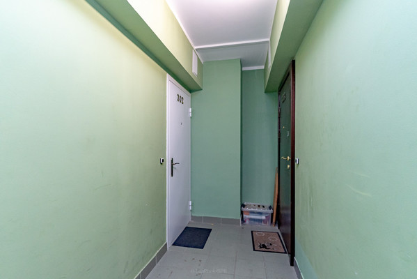 Продам трехкомнатную (3-комн.) квартиру, Коллонтай ул, 6к1, Санкт-Петербург г