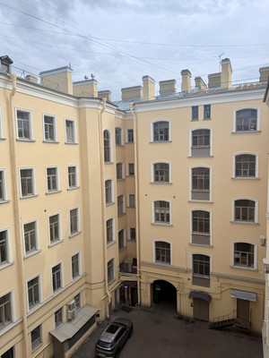 Продам многокомнатную квартиру, Восстания ул, 20/16, Санкт-Петербург г