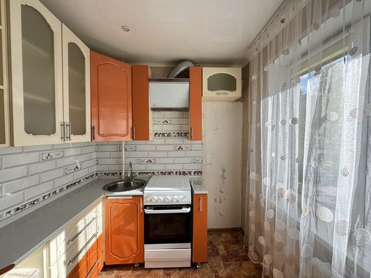 Продам трехкомнатную (3-комн.) квартиру, Авиационная ул, 22, Брянск г