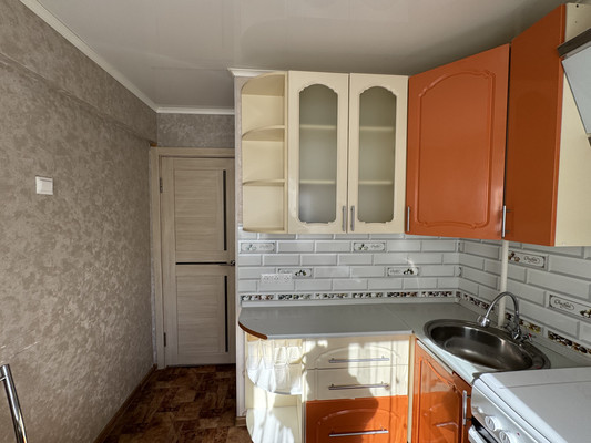 Продам трехкомнатную (3-комн.) квартиру, Авиационная ул, 22, Брянск г