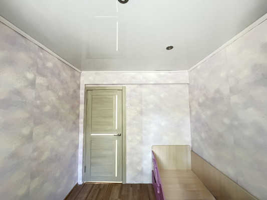 Продам трехкомнатную (3-комн.) квартиру, Авиационная ул, 22, Брянск г